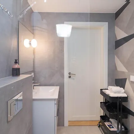 Apartment Revalia Lastekodu Bus-station Airport