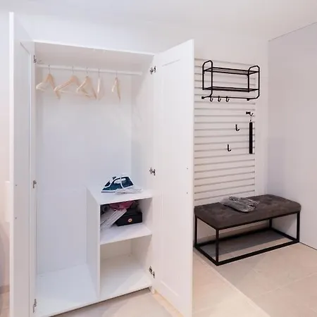 Revalia Lastekodu Bus-station Airport Apartment *