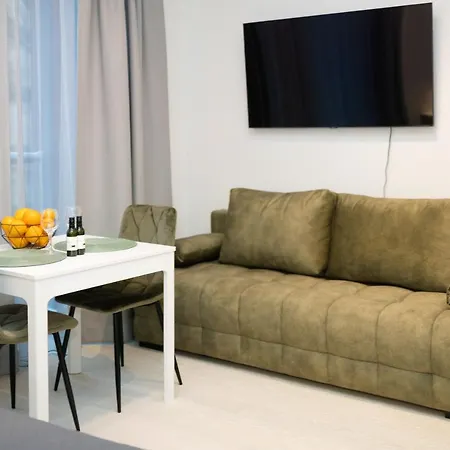 Revalia Lastekodu Bus-station Airport Apartment Tallinn