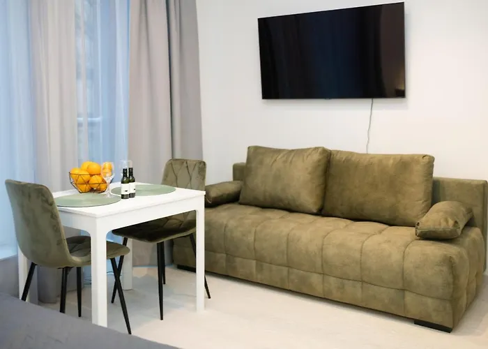 Revalia Lastekodu Bus-station Airport Korter Tallinn