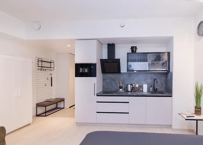 Revalia Lastekodu Bus-station Airport Tallinn